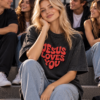 Футболка Jesus loves you